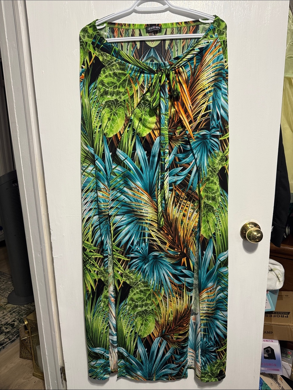 Fashion Nova Tropical Leaf Maxi Skirt in Green & Teal